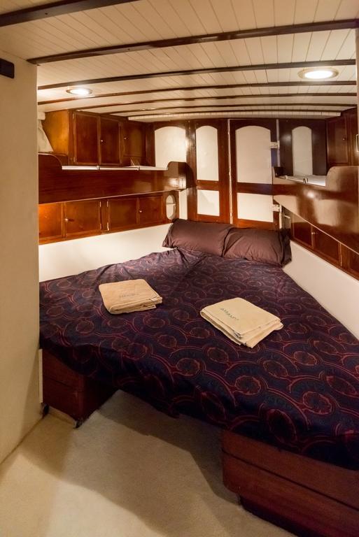 Luxury Yachthotel Amanda Pszarú Kültér fotó